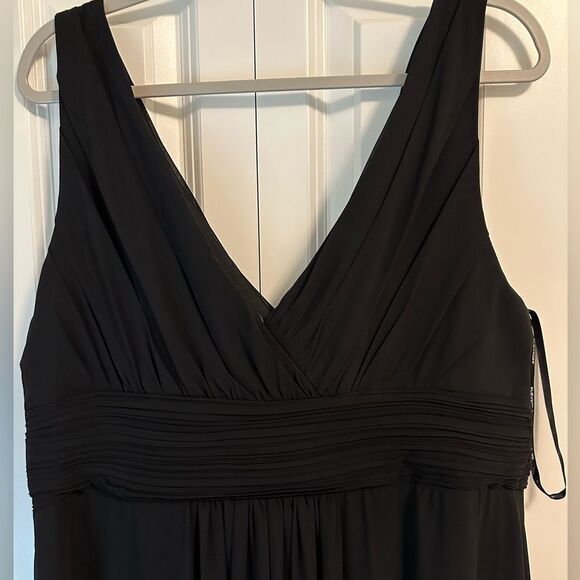 Bridesmaid Black Floor Length Dress Sleeveless Side Zip V Neck - Picture 2 of 7